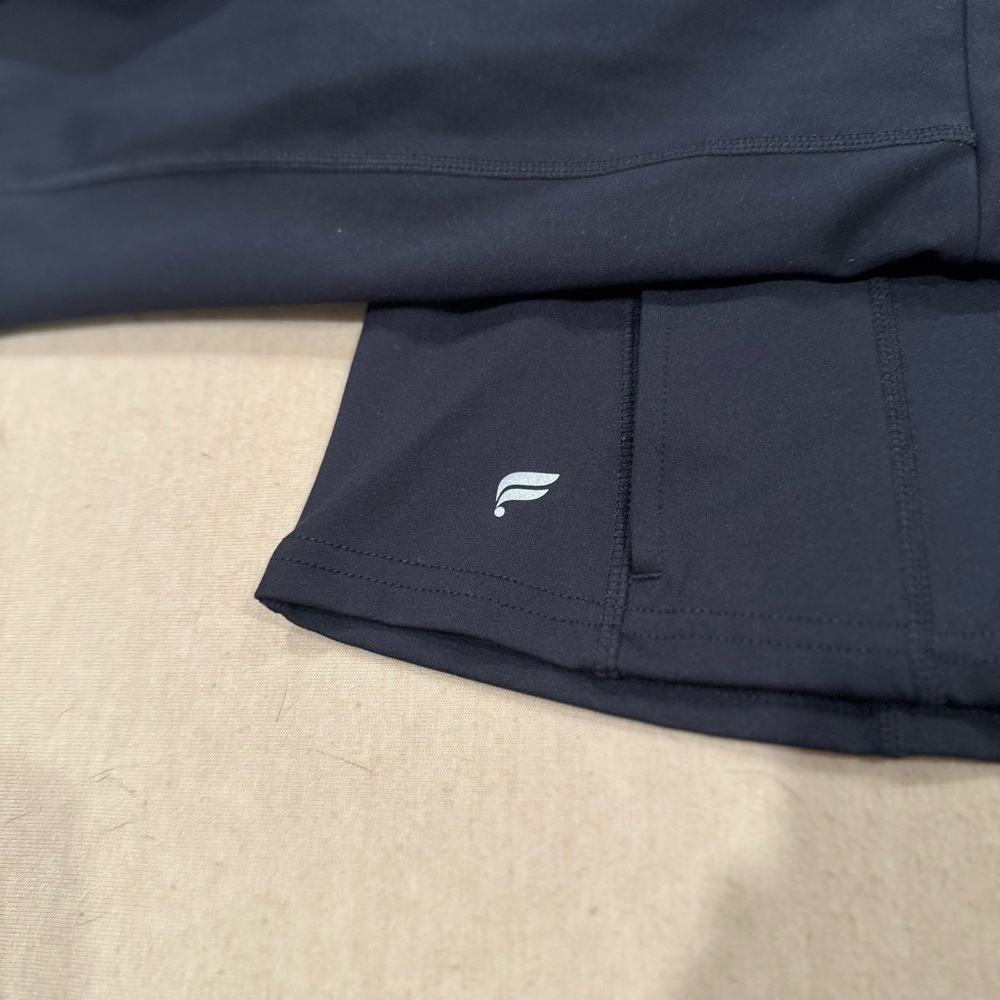 Fabletics Black Cropped Athletic Jacket Size:Xl - image 3